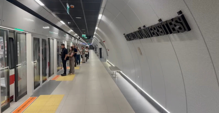 Halkalı-Arnavutköy Metro Hattı 10 binden fazla yolcuya hizmet verdi