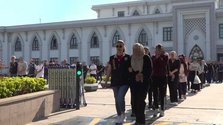 Kocaeli merkezli dev bahis operasyonunda 101 şüpheli tutuklandı