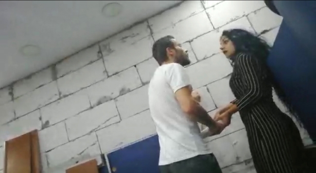 Esenler Otogarı'nda ilginç olay: Gece gelip duvar ördüler