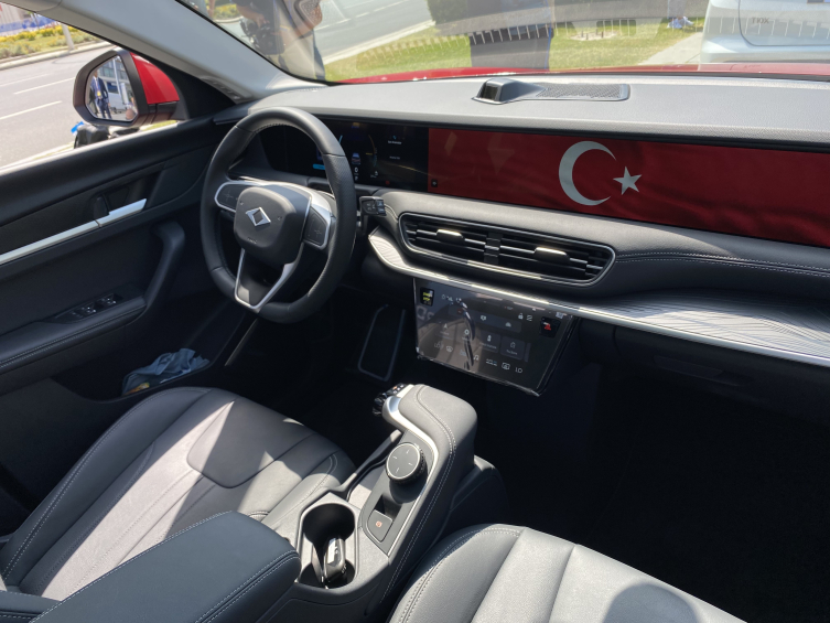 NATO Ankara Zirvesi'nde ulaşım TOGG limuzinlere emanet