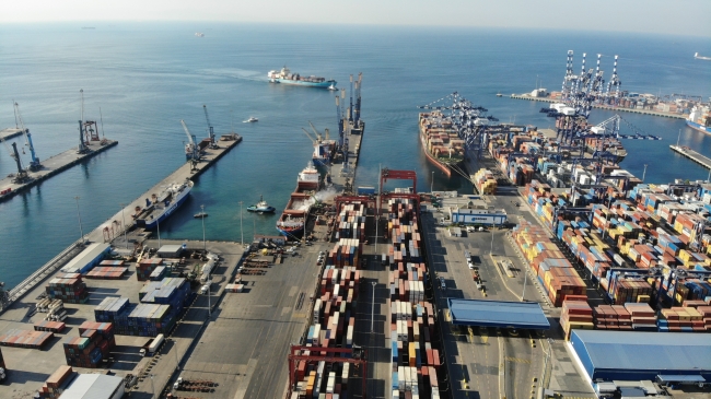 Ambarlı Limanı'nda gemi yangını