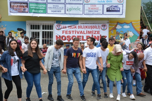 Giresun'da kuşdili festival ile yaşatılıyor