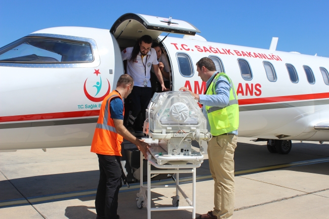 Hayat kurtaran ambulans uçaklar 9 yılda 13 bin 237 hasta taşıdı