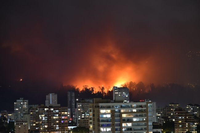 Şili’deki orman yangınları yayılıyor: Alevler 400 eve sıçradı