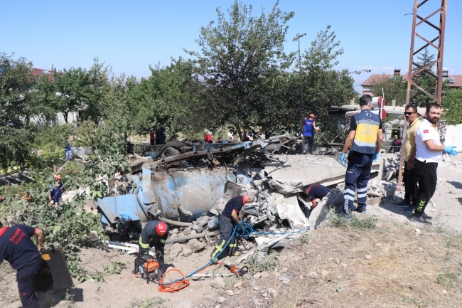 Kayseri'de kamyon eve girdi: 4 kişi hayatını kaybetti