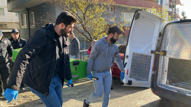 Gece balkondan düşerek öldü, sabah fark edildi