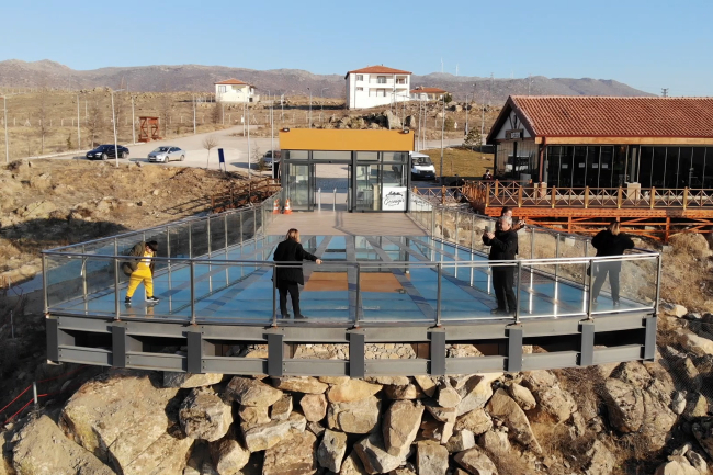 Kırıkkale'de kış mevsiminde yaz havası