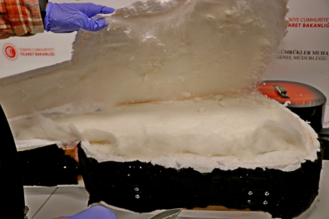 İstanbul Havalimanı'nda zehir tacirlerine geçit yok