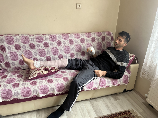 Komşusunun köpeği saldırdı: Parmağını koparıp elini parçaladı