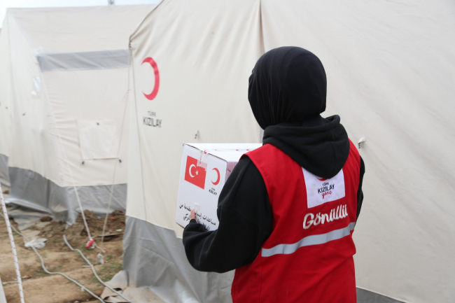 Türk Kızılay yaklaşık 1 milyon hijyen seti dağıttı