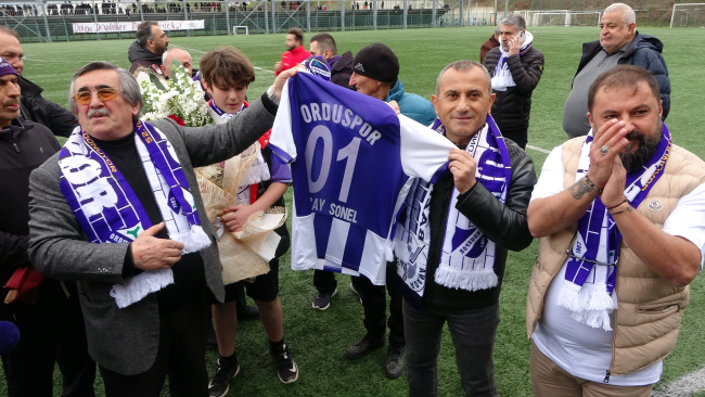 Orduspor depremzede futbolculardan oluşan kadrosuyla sahalara döndü