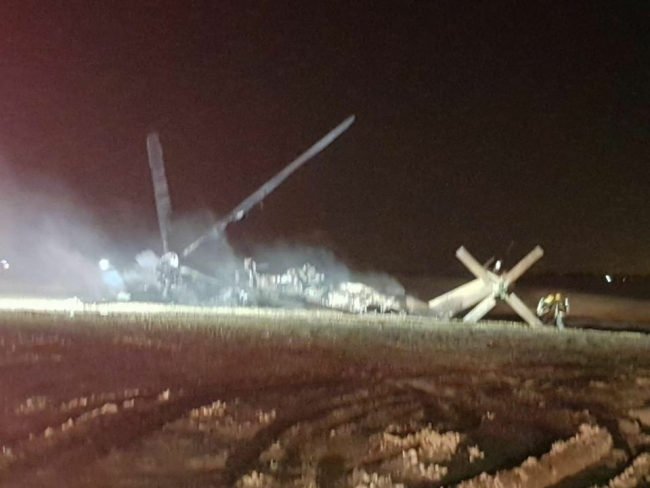 İsrail'de askeri helikopter alev alev yandı