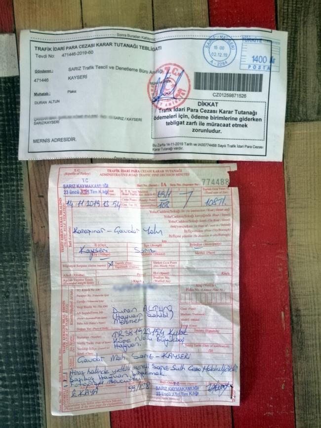 Kayseri'de yola çıkan ineğin sahibine trafik cezası