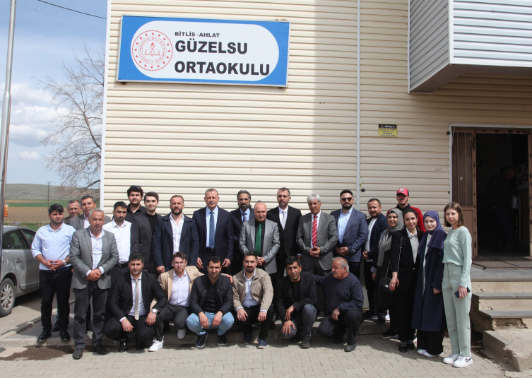 Köy okulunda robotik kodlama sınıfı kuruldu