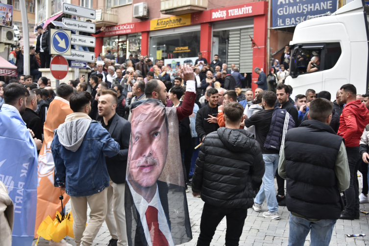 Gümüşhane’de Cumhurbaşkanı Erdoğan için kutlamalar başladı