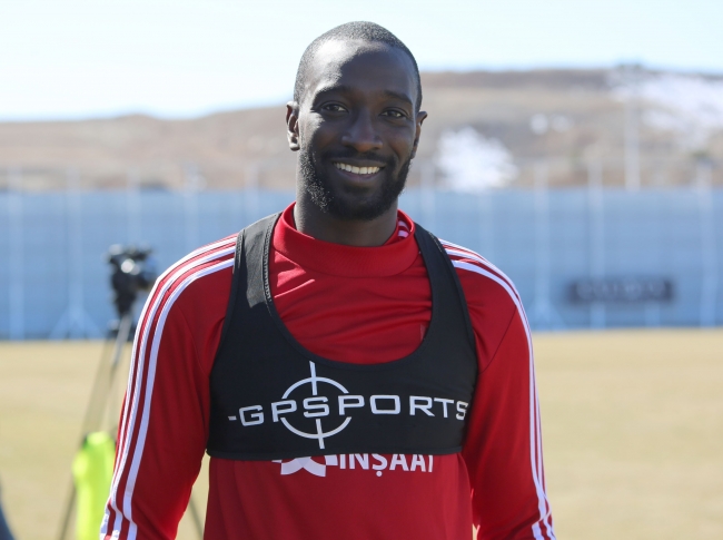 Sivassporlu Yatabare: Galatasaray’a gol atmak istiyorum