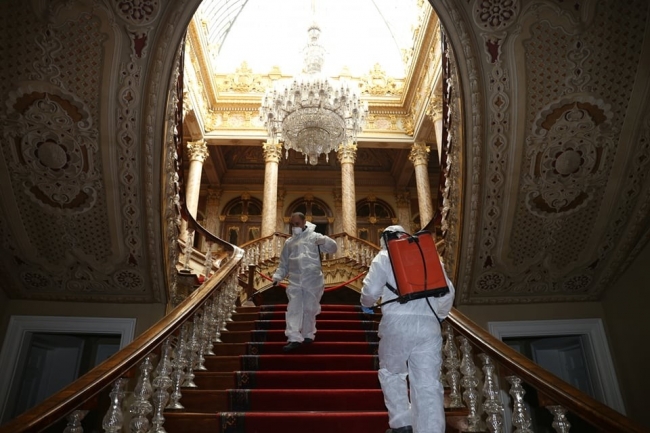 Sağlık Bakanlığı'ndan tescilli ürünler kullanılarak ölümcül virüse karşı tedbirler alınıyor Fotoğraf: İHA