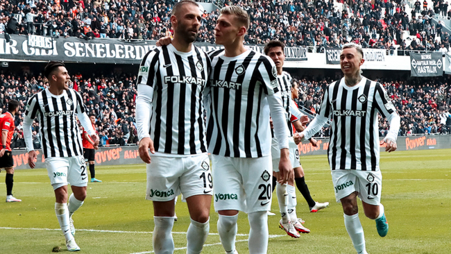 Altay'dan kritik galibiyet