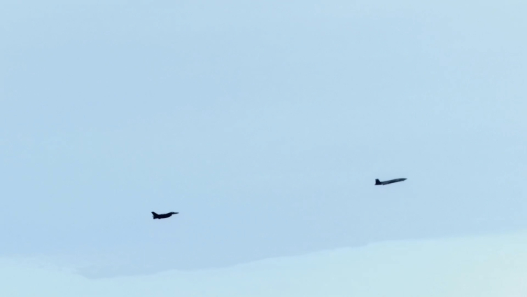 KIZILELMA’dan tarihi başarı: Simüle atışta F-16’ya tam isabet