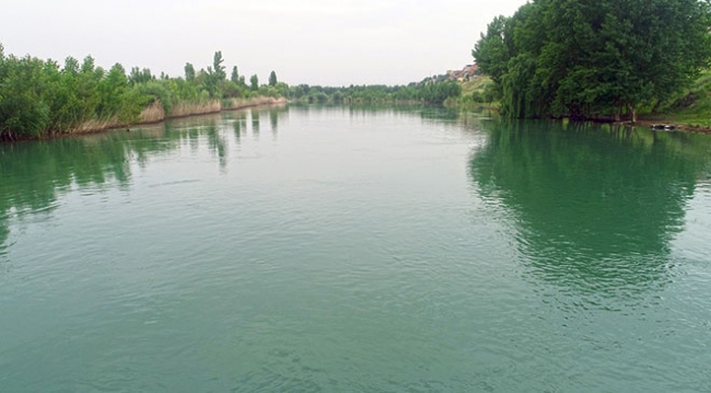 Dicle Nehri son 30 yılın en berrak görünümüne kavuştu