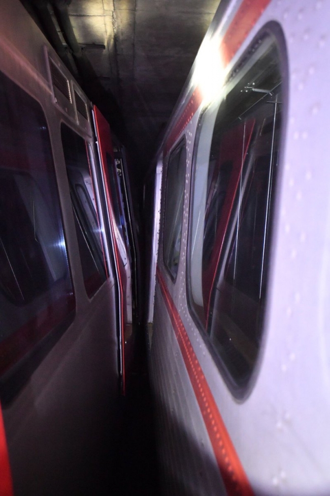 Ankara Metrosu'nda kaza: Seferler durduruldu