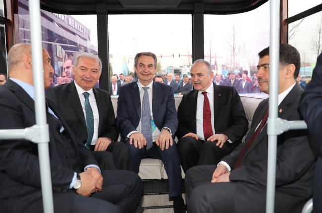 İETT'nin sürücüsüz elektrikli aracı görücüye çıktı