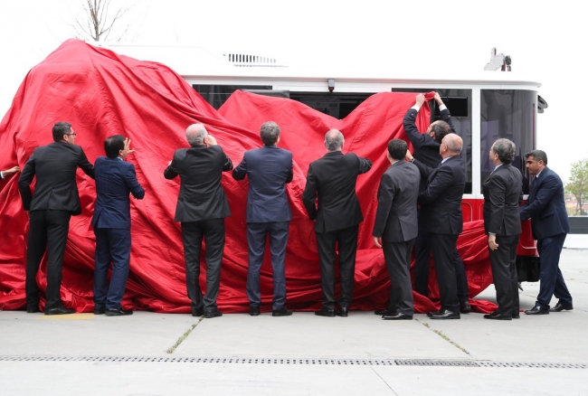 İETT'nin sürücüsüz elektrikli aracı görücüye çıktı