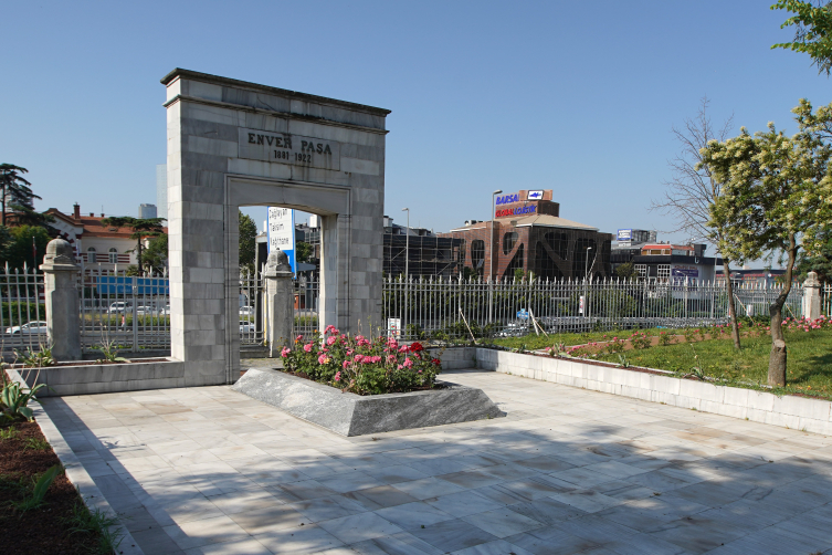 Zamana sığmayan 41 yıl: Enver Paşa