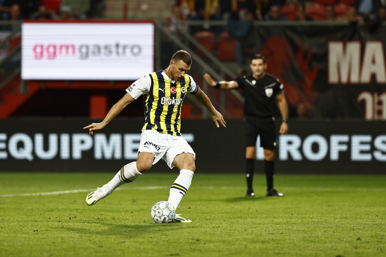 Fenerbahçe Hollanda’dan turla döndü