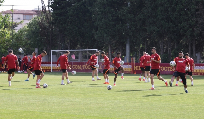 Galatasaray'da yeni sezon hazırlıkları başladı