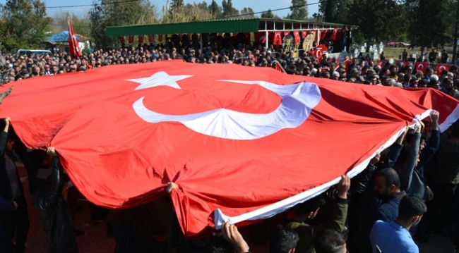 Hakkari şehitleri son yolculuklarına uğurlandı