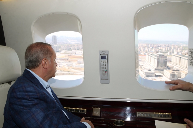 Cumhurbaşkanı Erdoğan pandemi hastanelerini havadan inceledi
