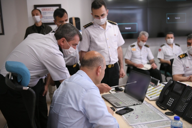 Bakan Soylu harekat merkezinde: 2 terörist etkisiz hale getirildi