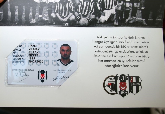 Burak Yılmaz Beşiktaş'ın kongre üyesi oldu