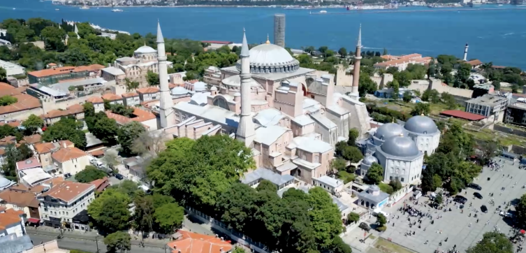 Ayasofya'n�n dijital ikizi ��kar�ld�, y�k�l�rsa yeniden yap�labilecek