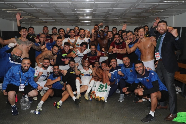 Alanyaspor Galatasaray'ı uzatmada yıktı