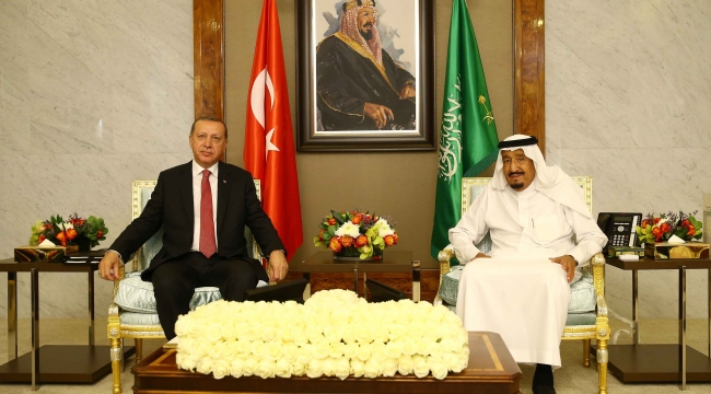 Cumhurbaşkanı Recep Tayyip Erdoğan ile Suudi Arabistan Kralı Selman bin Abdülaziz. Fotoğraf: AA