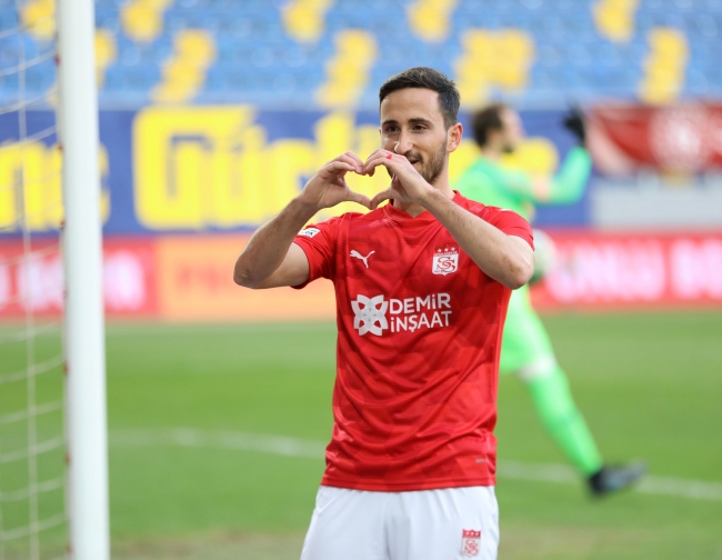 Sivasspor Ankara'da kazandı