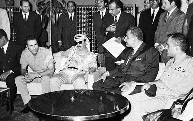 (Sağdan sola) Kral Hüseyin, Cemal Abdünnasır, Yasir Arafat, Muammer Kaddafi, 1970. Fotoğraf: Filistin Yönetimi, Abed Rahim Hatip