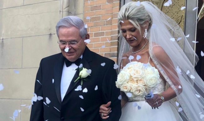 Robert Bob Menendez ve eşi Nadine Arslanian