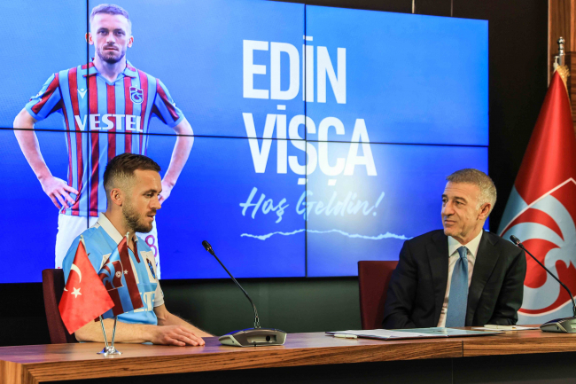 Trabzonspor Edin Visca ile sözleşme imzaladı