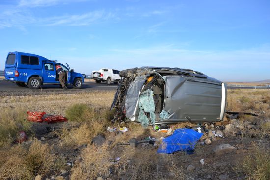 Aksaray'da trafik kazasında 3 kişi hayatını kaybetti