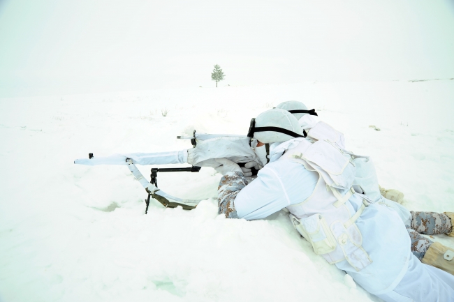 TSK'dan eksi 25 derecede 'Kış Tatbikatı'