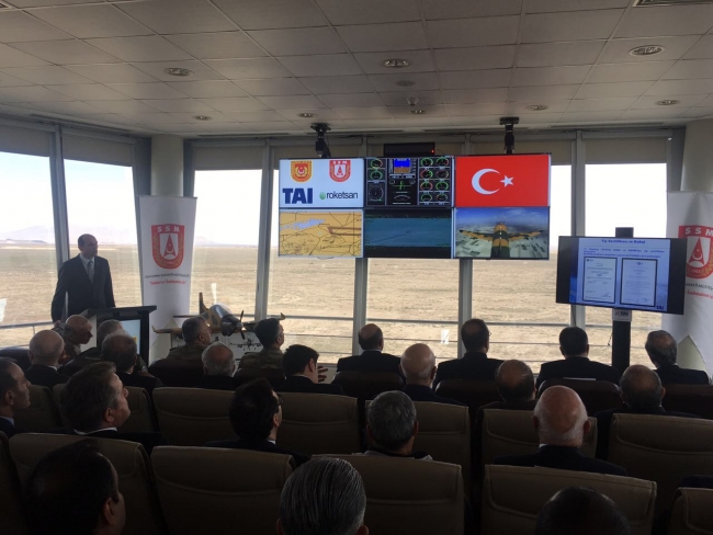 Silahlı HÜRKUŞ'tan atış gösterimi