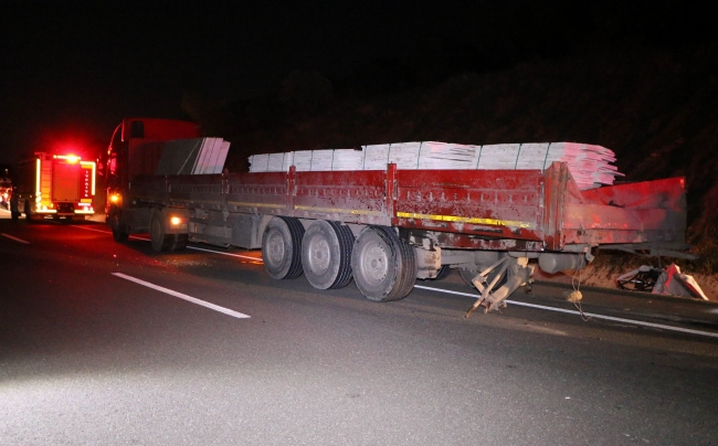 Fenerbahçe-Akhisar maçından dönen taraftar minibüsü kaza yaptı