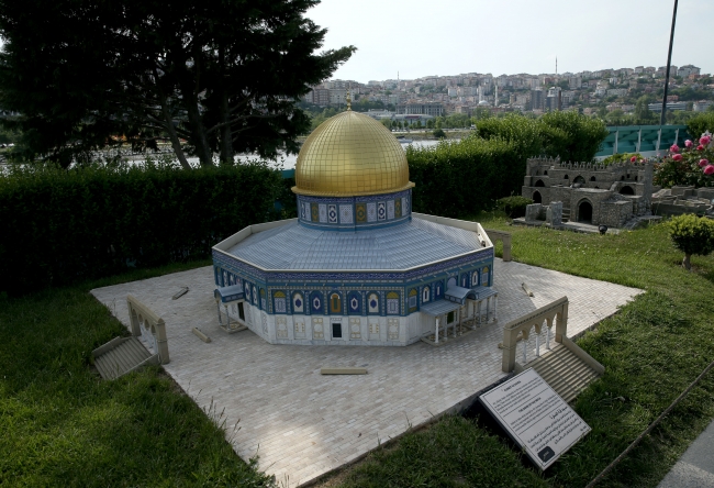 Miniatürk'te yenilenen maketler ziyaretçilerle buluştu