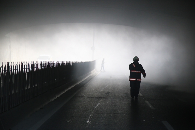 Fatih'teki Haşim İşcan Geçidi'ndeki yangın söndürüldü