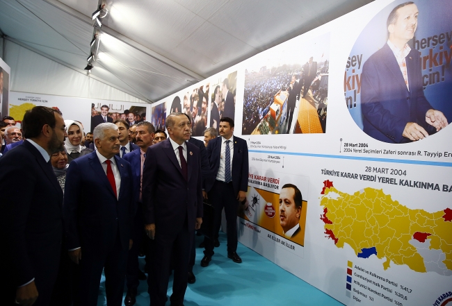 AK Parti, 16. kuruluş yıldönümünü kutluyor