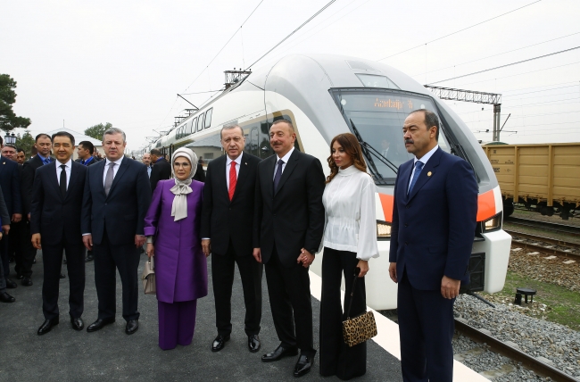 Cumhurbaşkanı Erdoğan: Bu proje barış, güven ve istikrar getirecek
