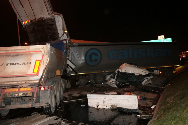 TEM otoyolunda zincirleme kaza